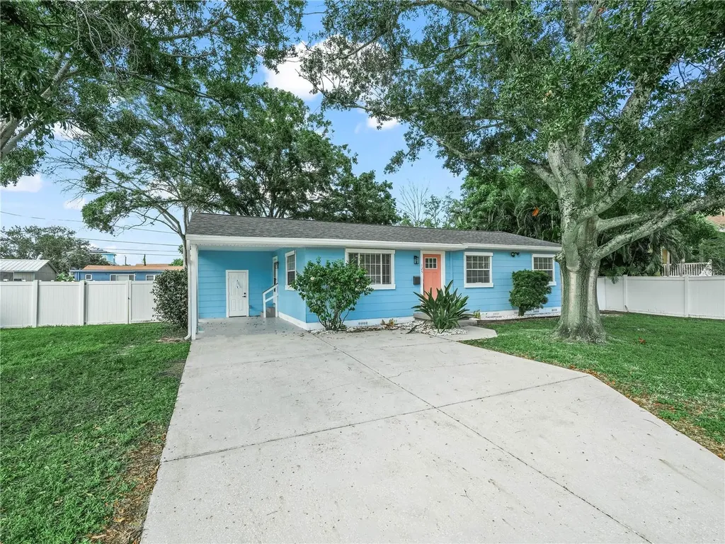 125 80th Avenue N St Petersburg FL 33702