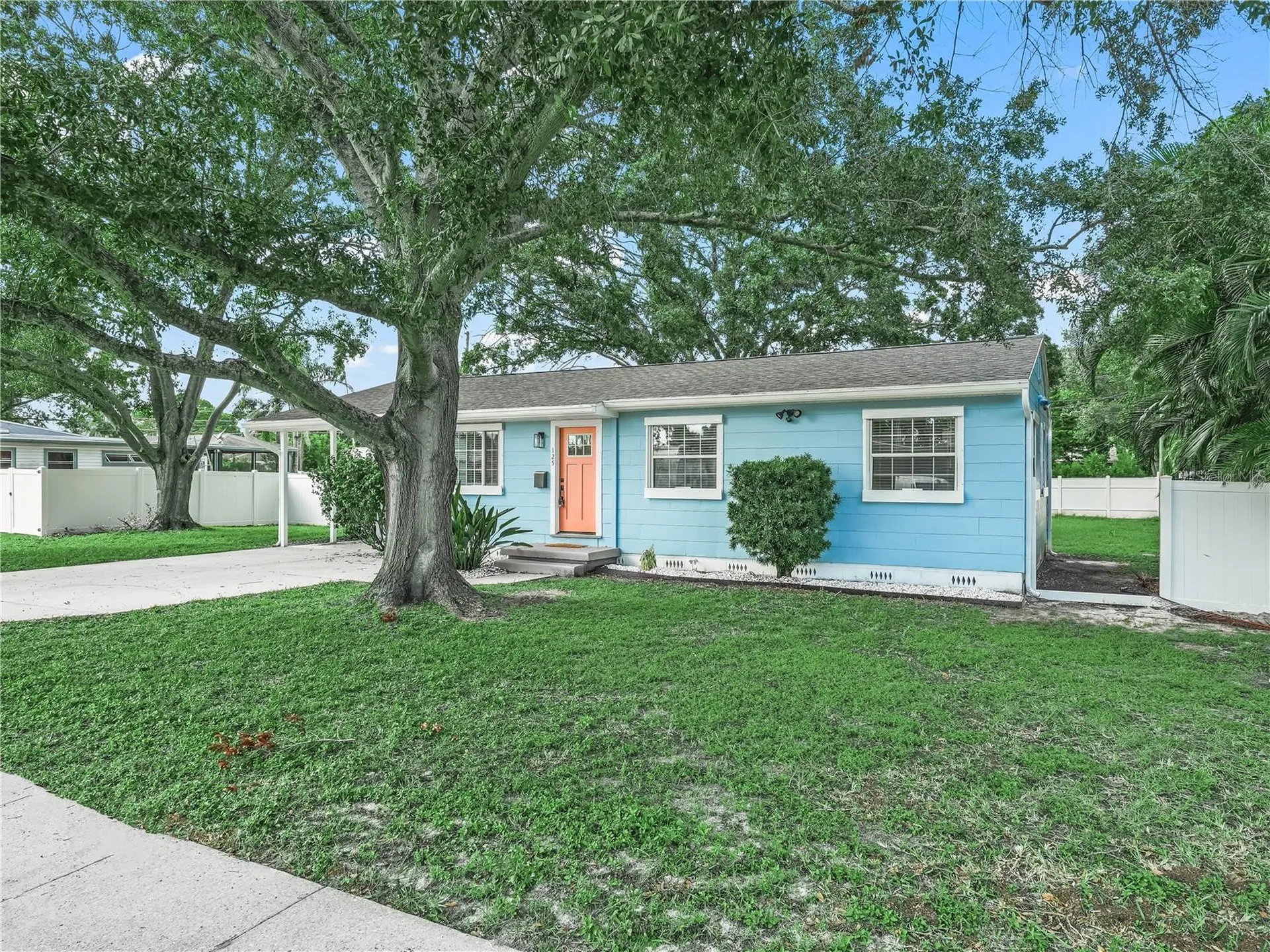 125 80th Avenue N St Petersburg FL 33702