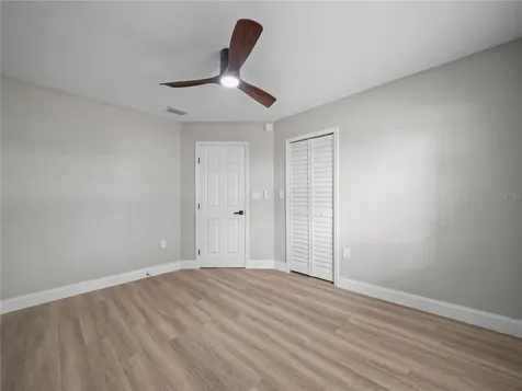 125 80th Avenue N St Petersburg FL 33702