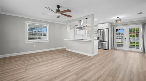 125 80th Avenue N St Petersburg FL 33702