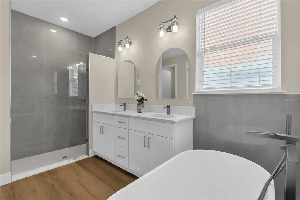 2008 River Hawk Loop Winter Haven FL 33880