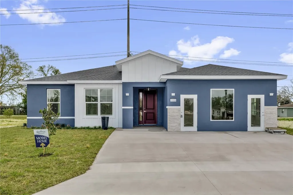 2008 River Hawk Loop Winter Haven FL 33880