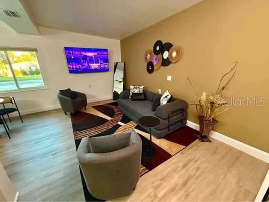 1006 Catherine Street Kissimmee FL 34741