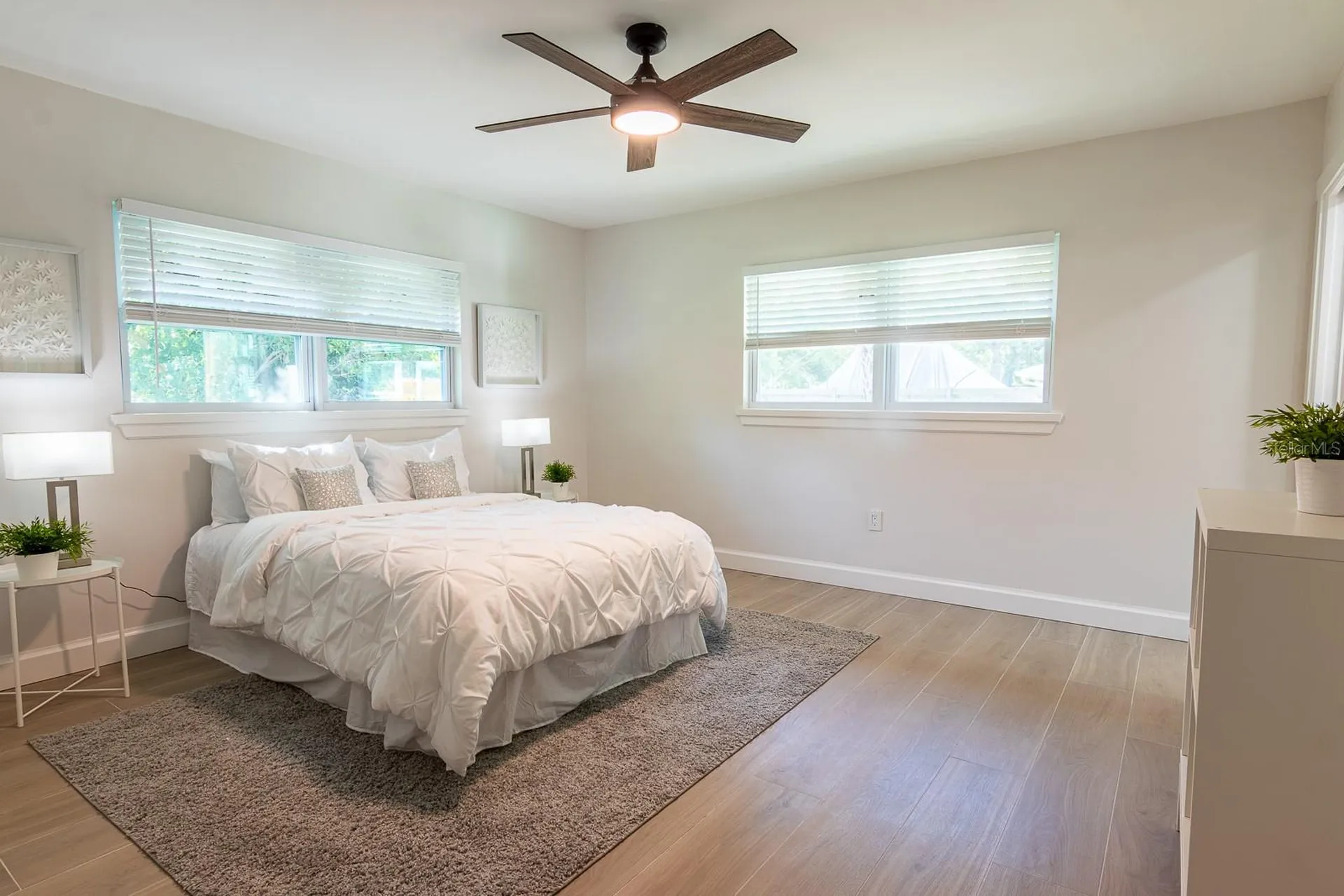 590 45th Street Sarasota FL 34234