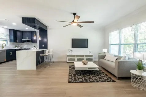 590 45th Street Sarasota FL 34234