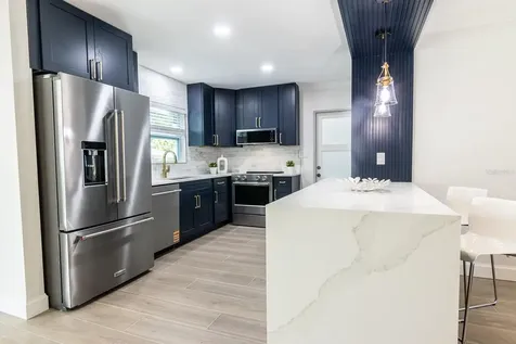 590 45th Street Sarasota FL 34234