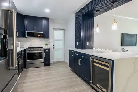 590 45th Street Sarasota FL 34234