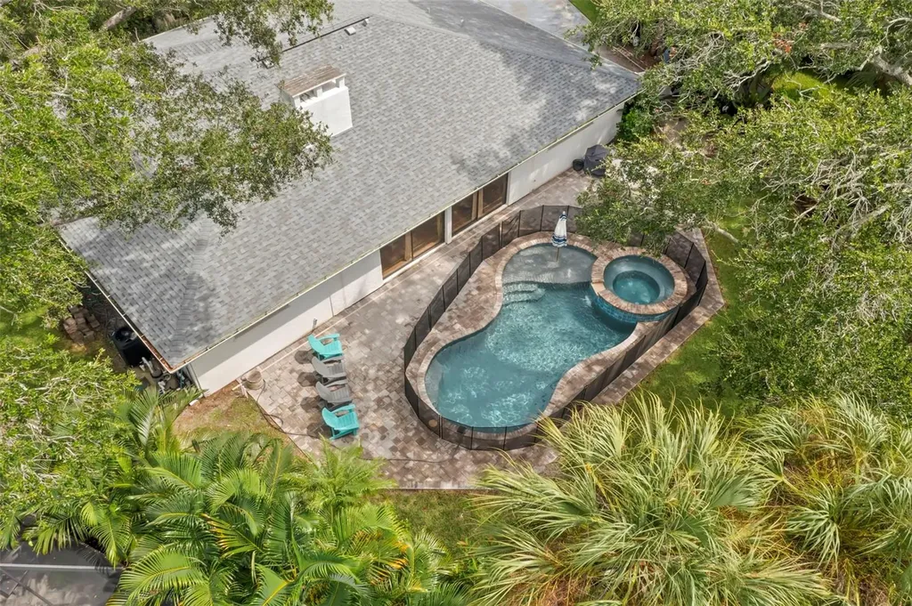 4103 Pinar Drive Bradenton FL 34210