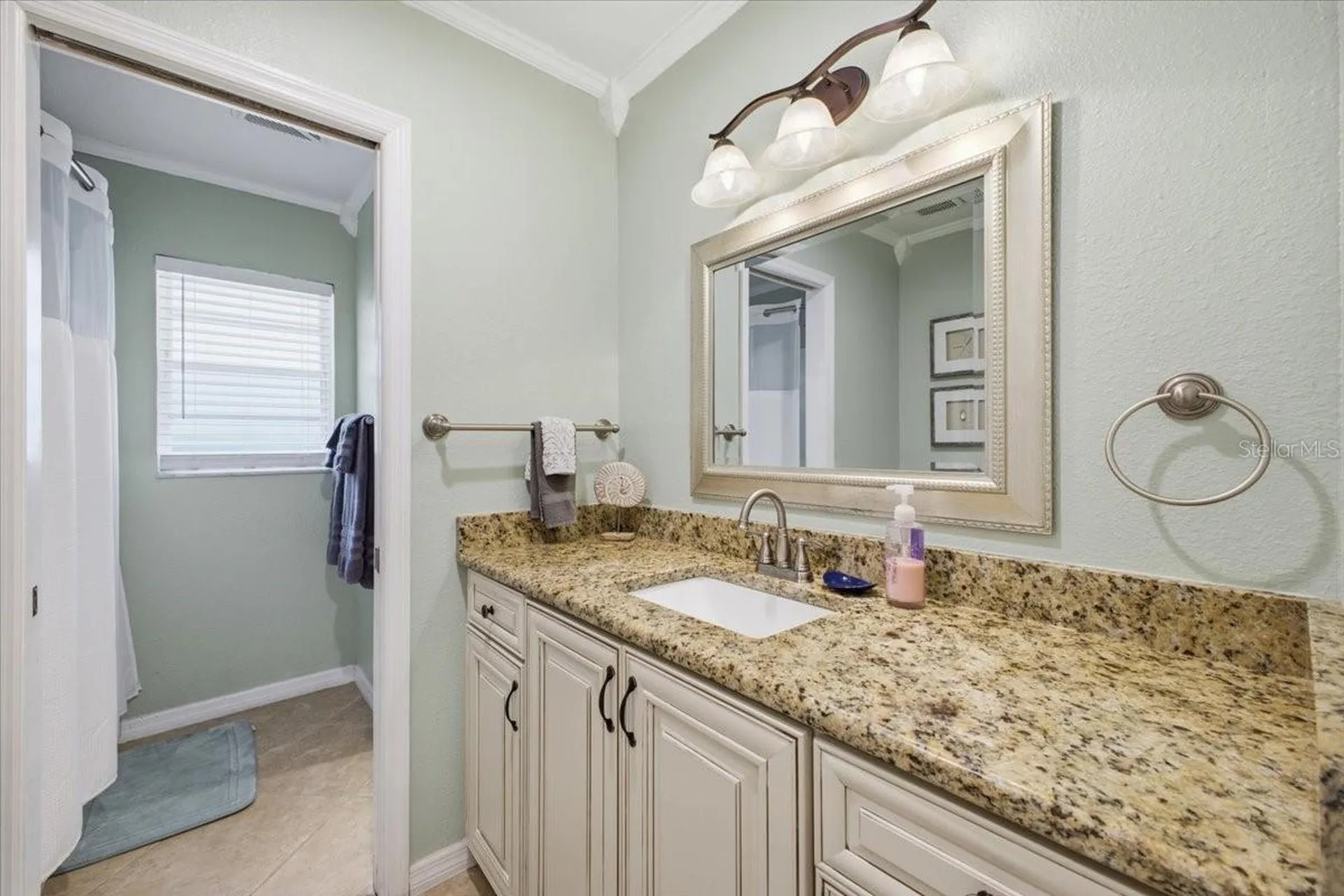 4103 Pinar Drive Bradenton FL 34210