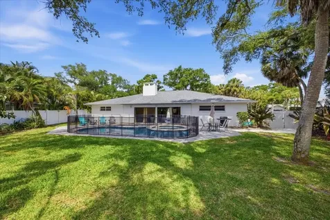 4103 Pinar Drive Bradenton FL 34210
