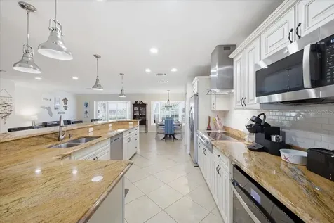 4103 Pinar Drive Bradenton FL 34210