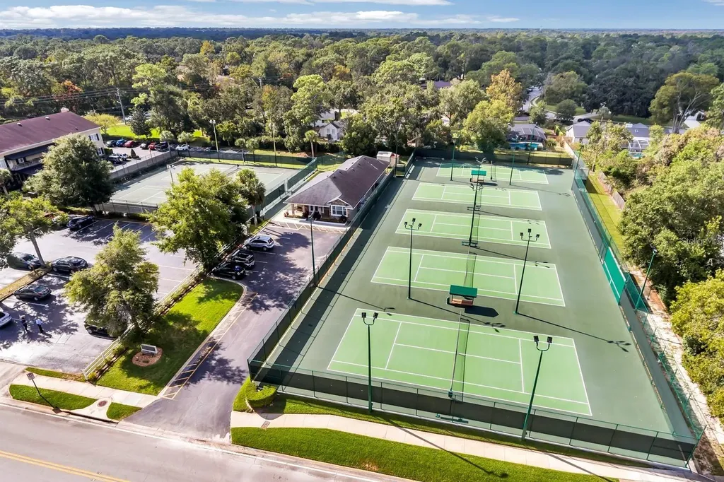 318 Valley Drive Longwood FL 32779