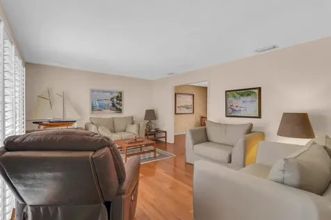 318 Valley Drive Longwood FL 32779