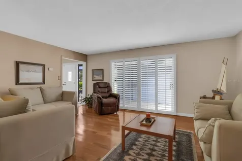 318 Valley Drive Longwood FL 32779