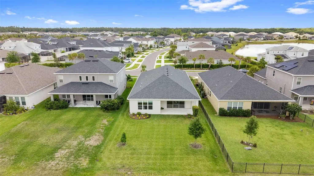 33410 Castaway Loop Wesley Chapel FL 33543