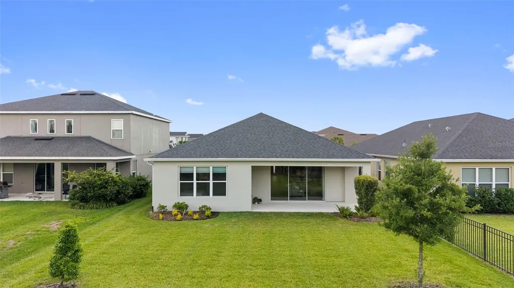 33410 Castaway Loop Wesley Chapel FL 33543