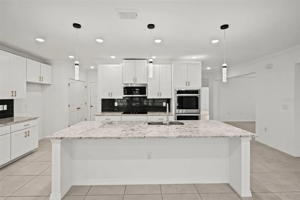 13296 Thrasher Avenue Weeki Wachee FL 34614