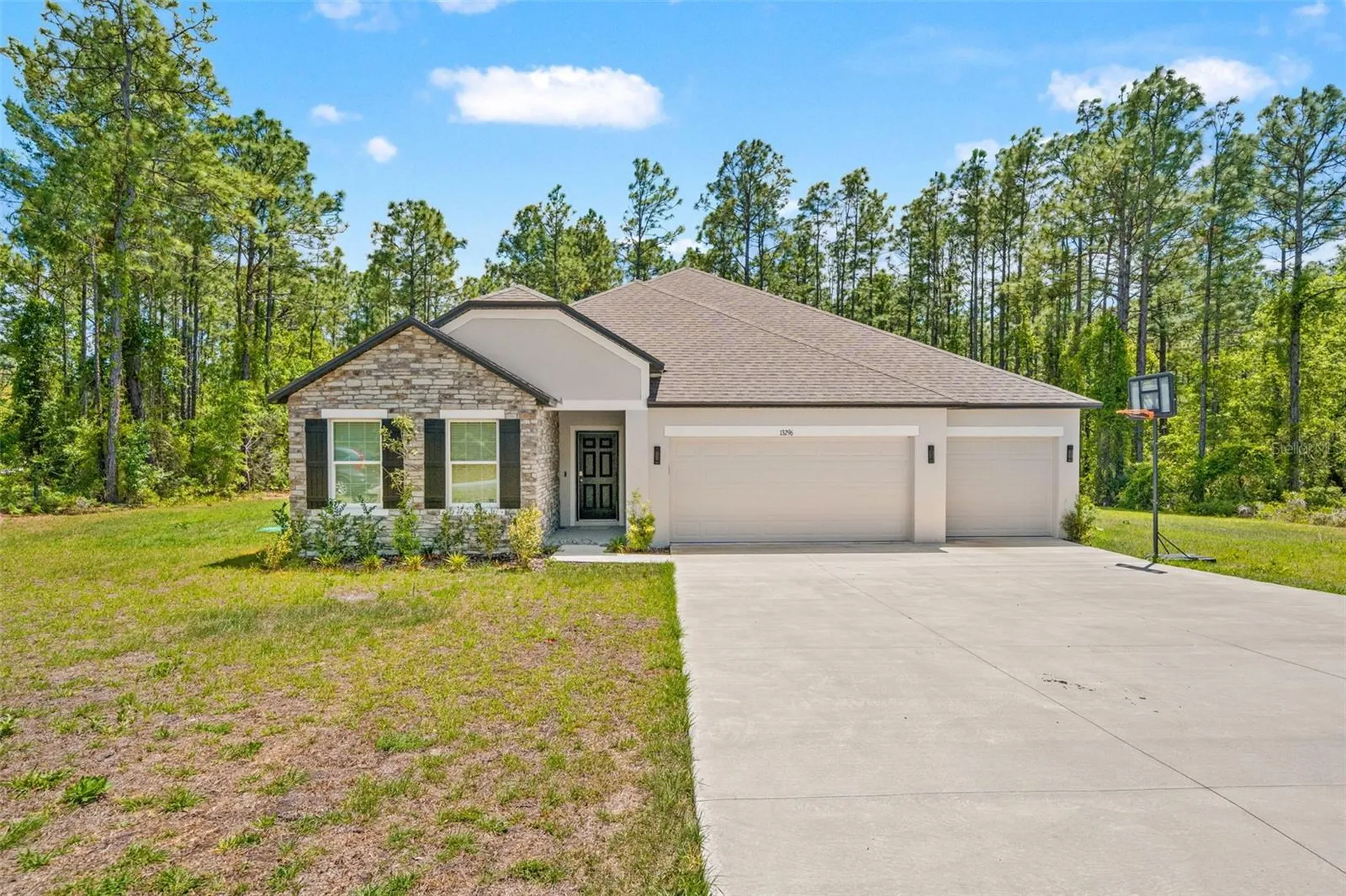 13296 Thrasher Avenue Weeki Wachee FL 34614