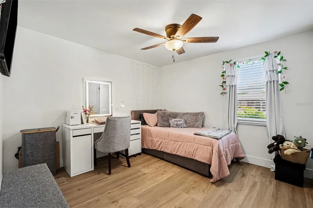 1812 W Crawford Street Tampa FL 33604