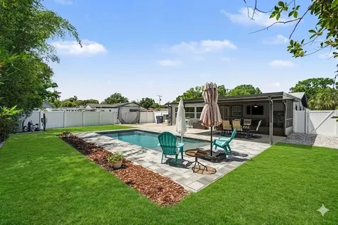 1812 W Crawford Street Tampa FL 33604
