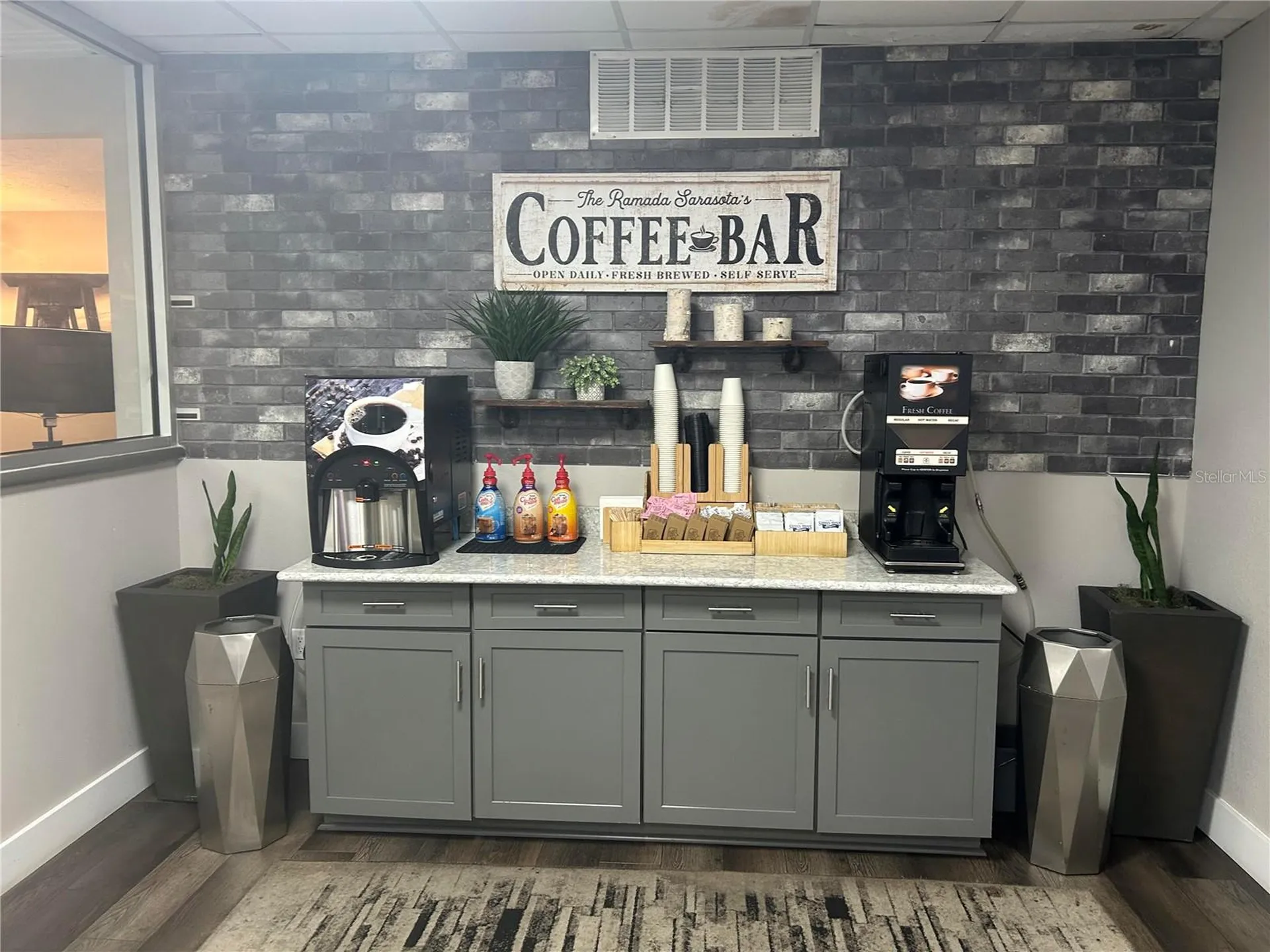 7150 N Tamiami Trail Sarasota FL 34243