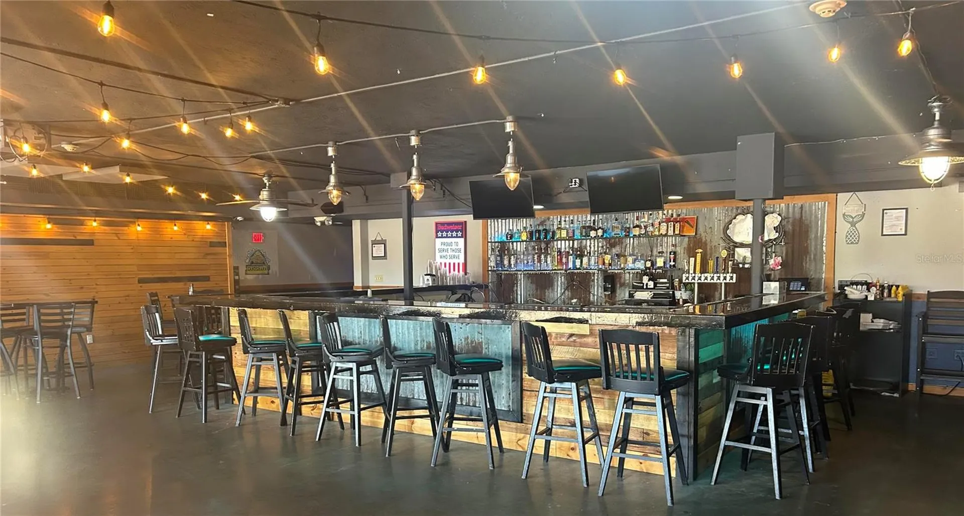 7150 N Tamiami Trail Sarasota FL 34243