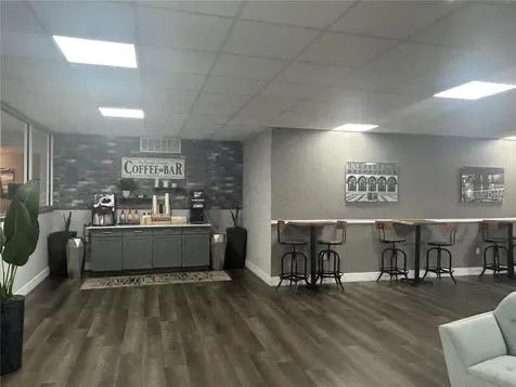 7150 N Tamiami Trail Sarasota FL 34243