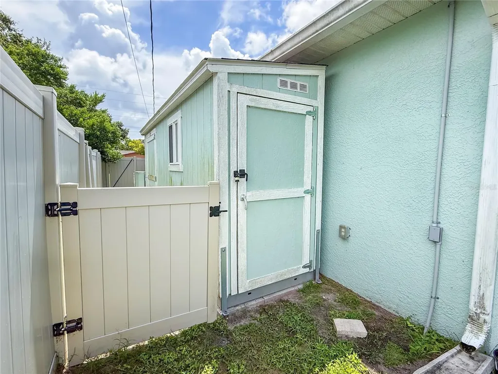 29708 69th Street N Clearwater FL 33761