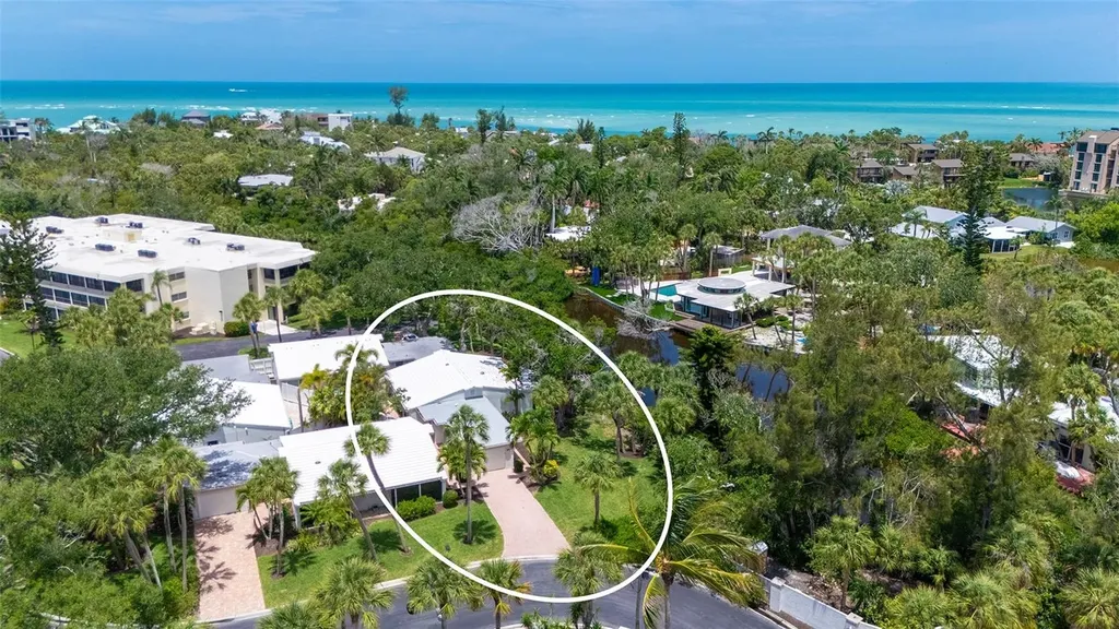 239 Hourglass Way Sarasota FL 34242
