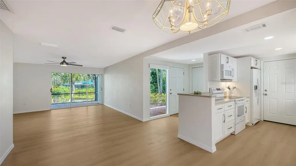 239 Hourglass Way Sarasota FL 34242