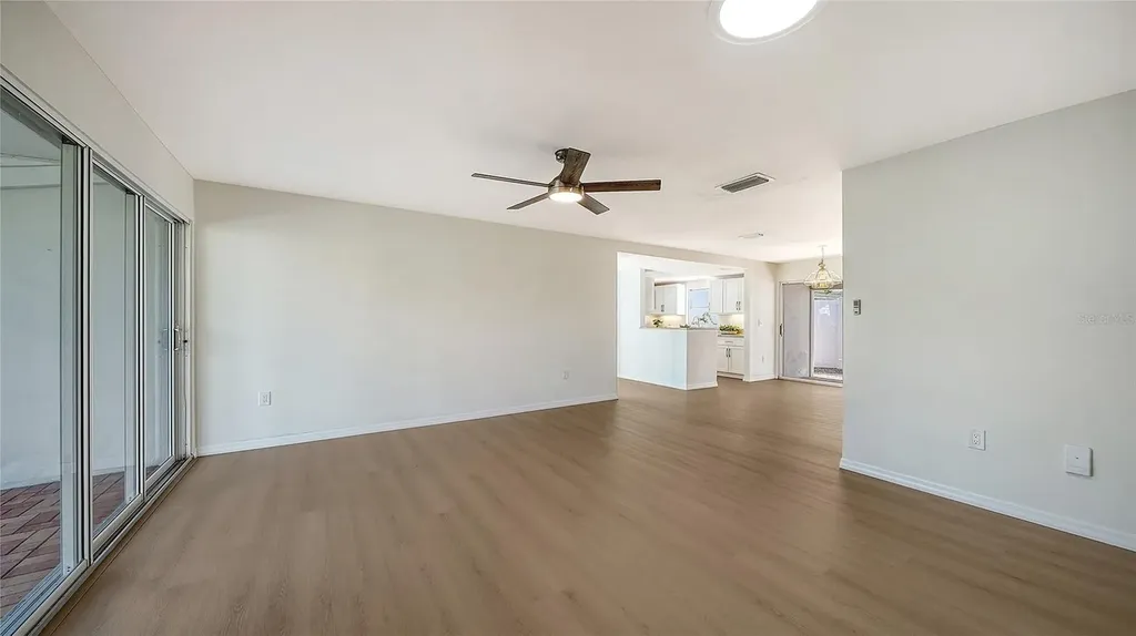 239 Hourglass Way Sarasota FL 34242