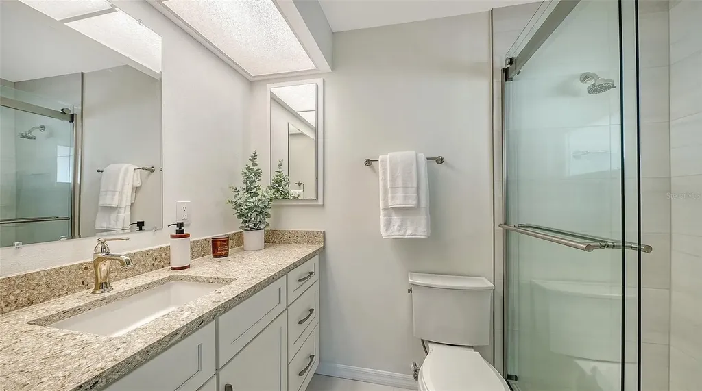239 Hourglass Way Sarasota FL 34242