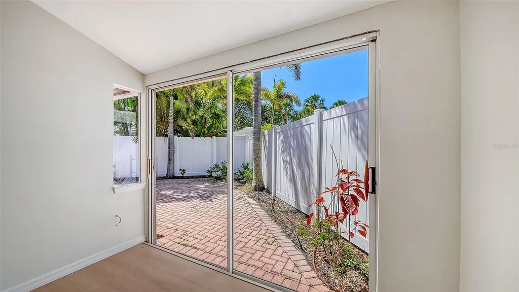 239 Hourglass Way Sarasota FL 34242