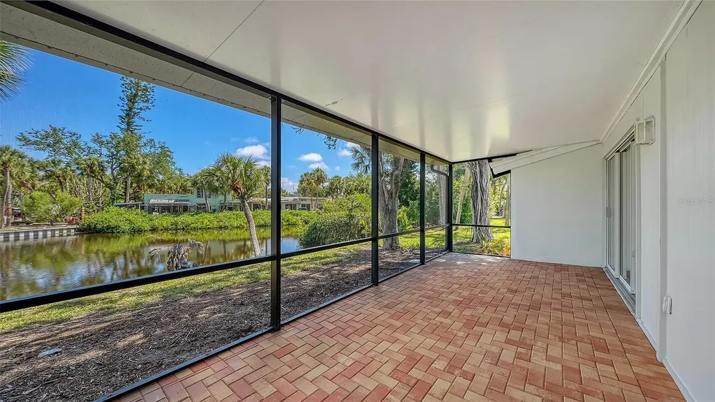 239 Hourglass Way Sarasota FL 34242