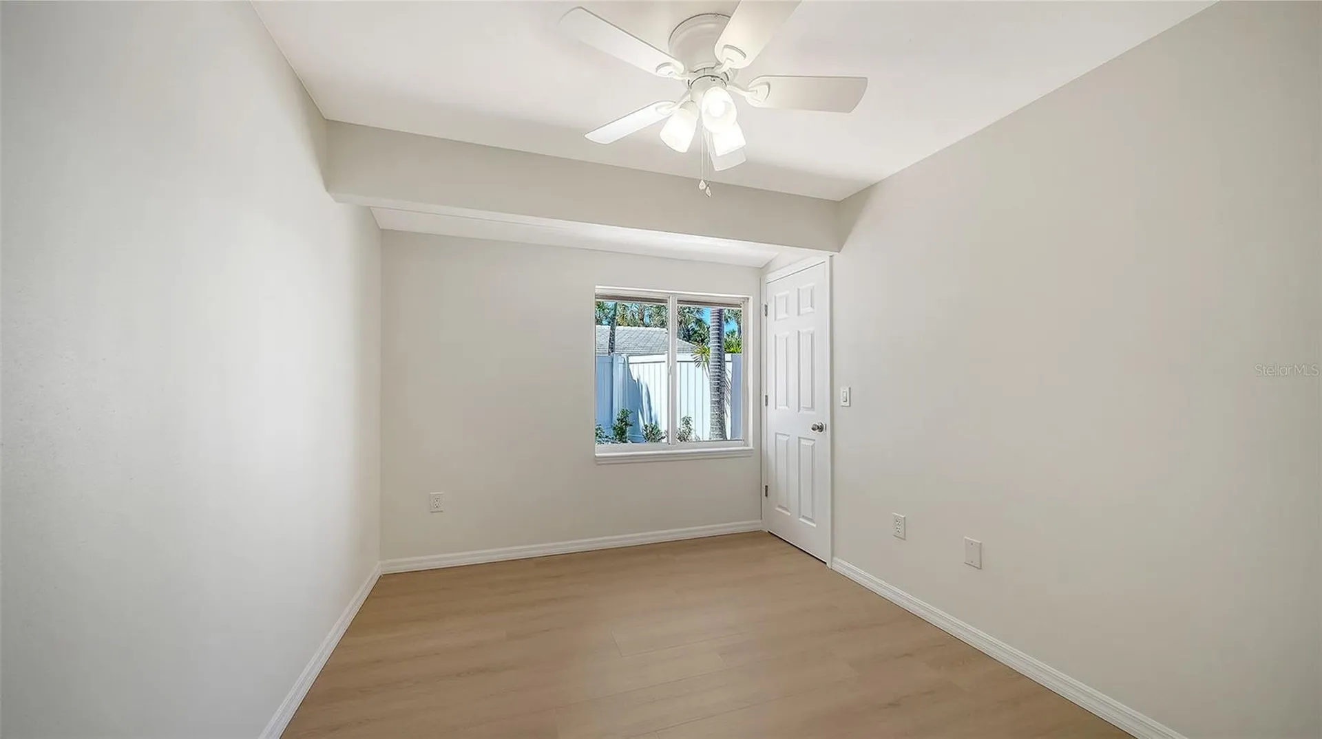 239 Hourglass Way Sarasota FL 34242