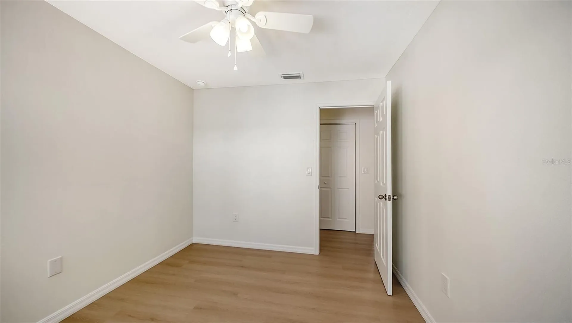 239 Hourglass Way Sarasota FL 34242