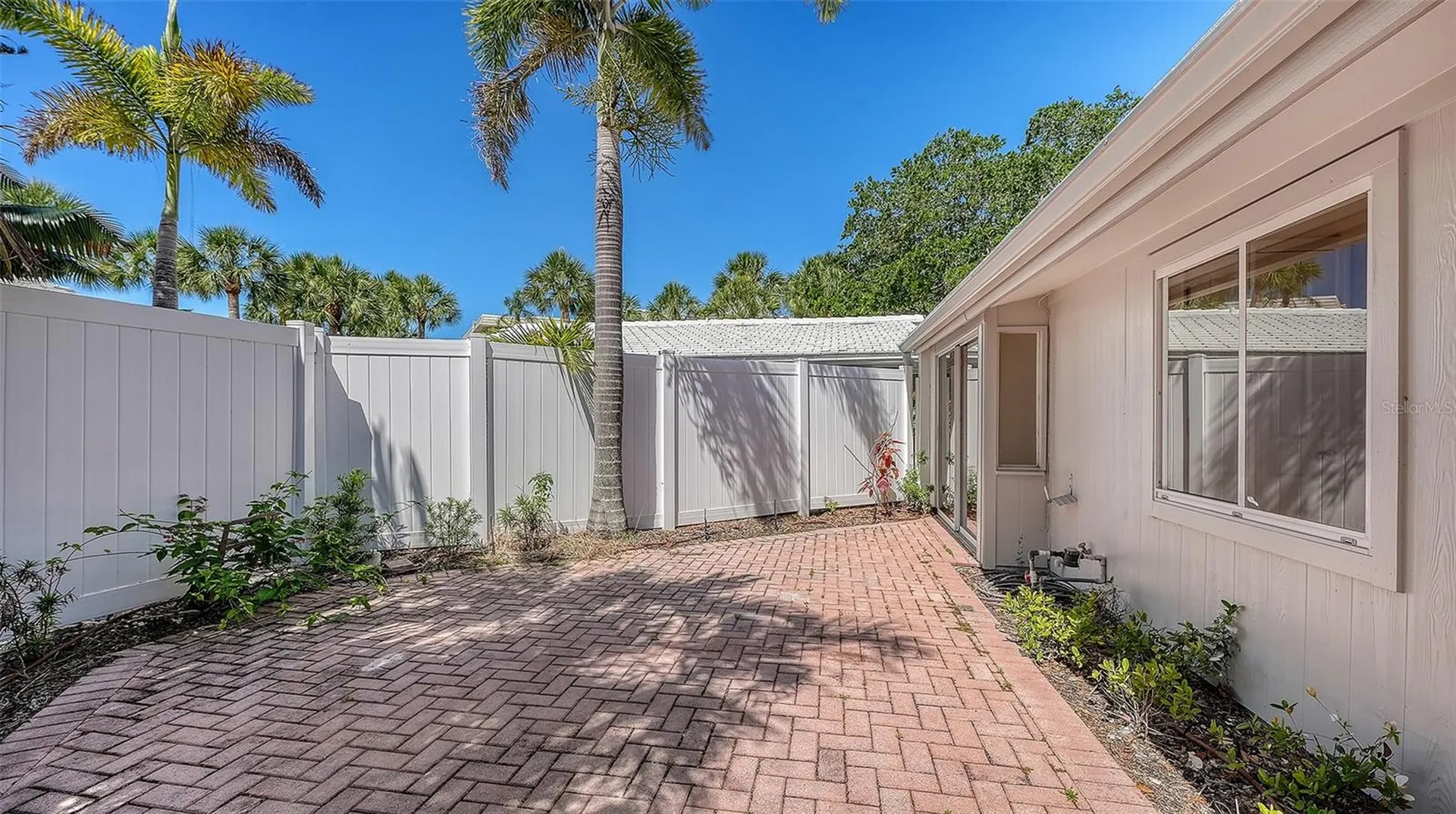 239 Hourglass Way Sarasota FL 34242