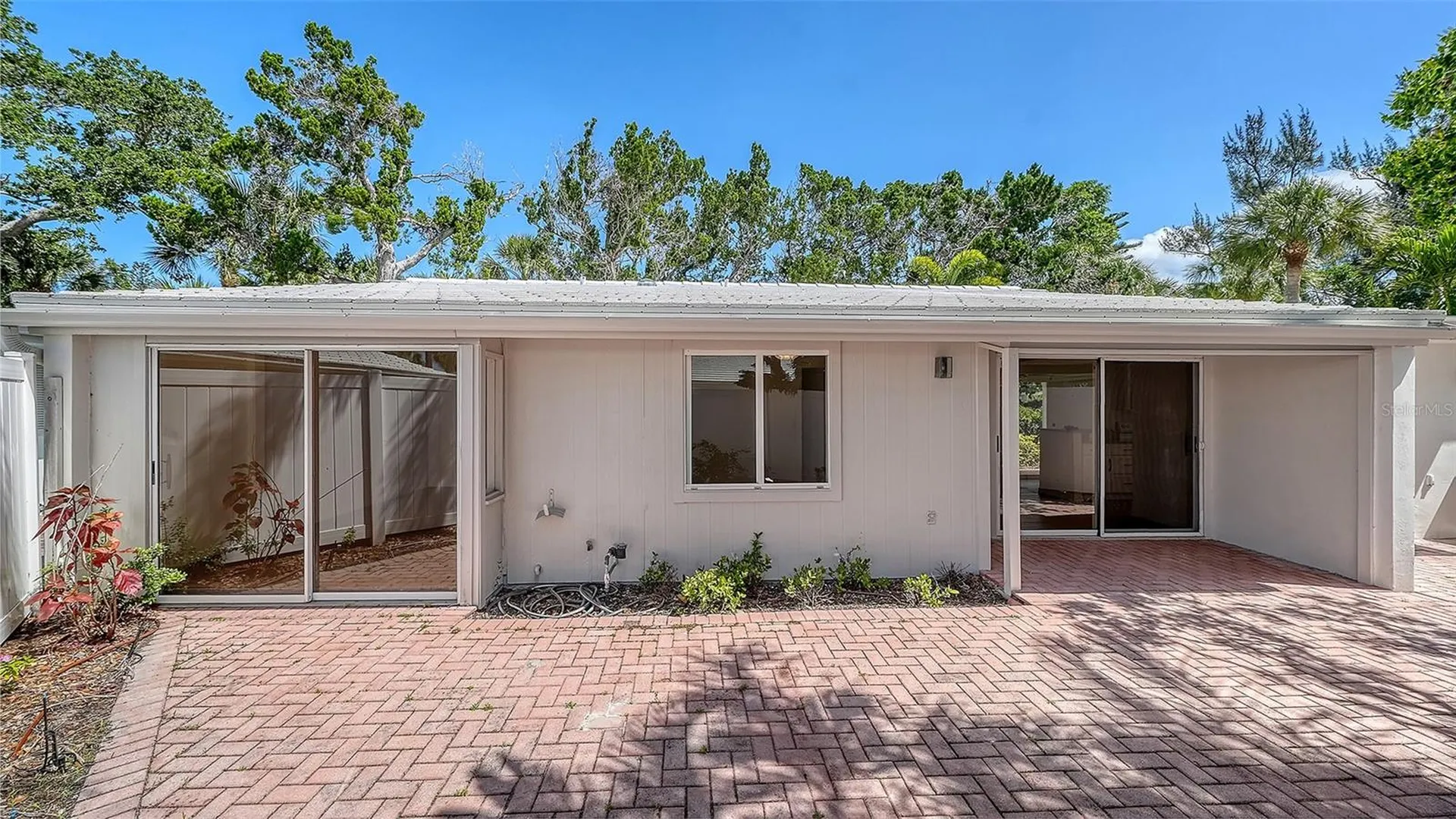 239 Hourglass Way Sarasota FL 34242