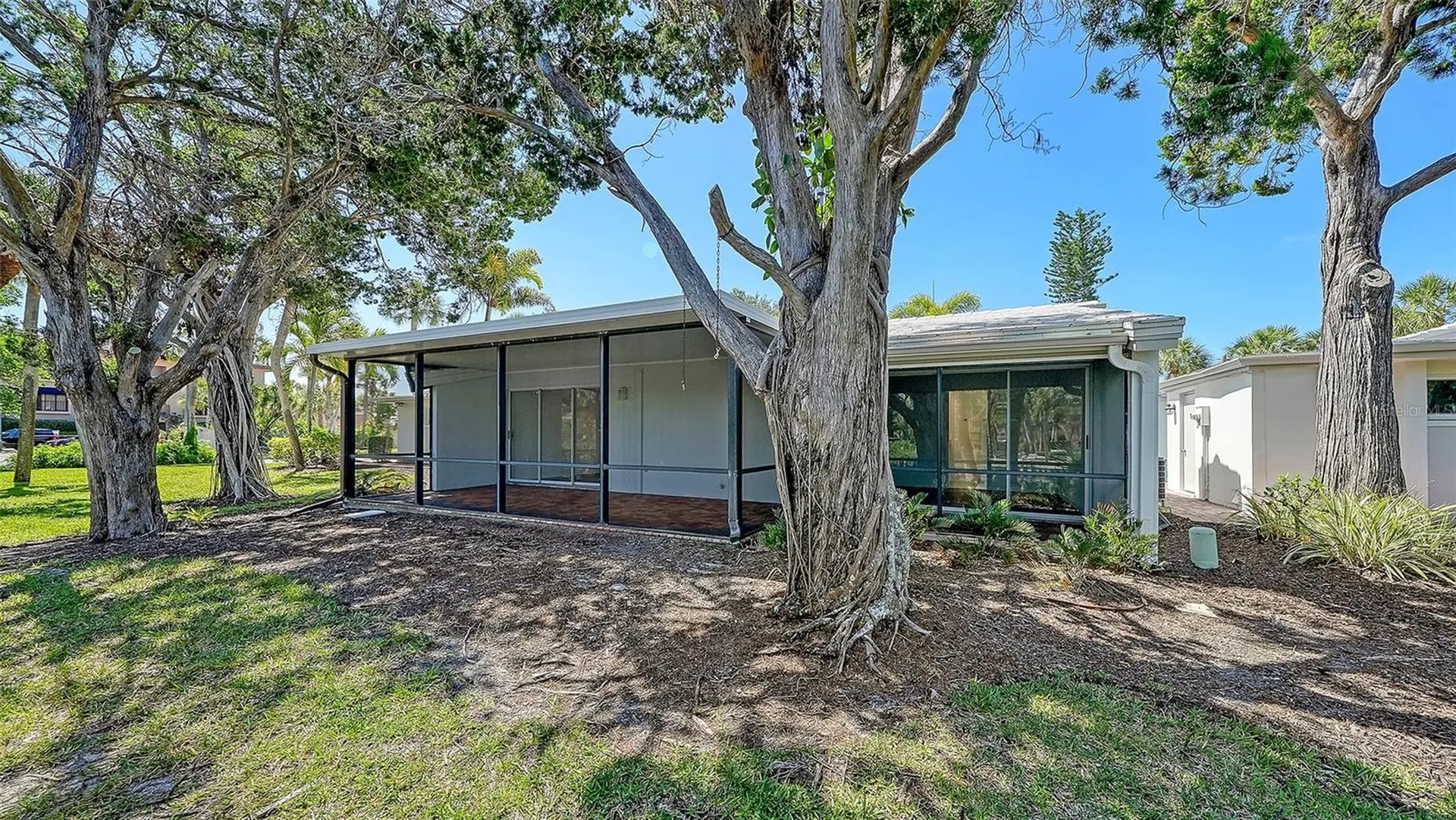 239 Hourglass Way Sarasota FL 34242