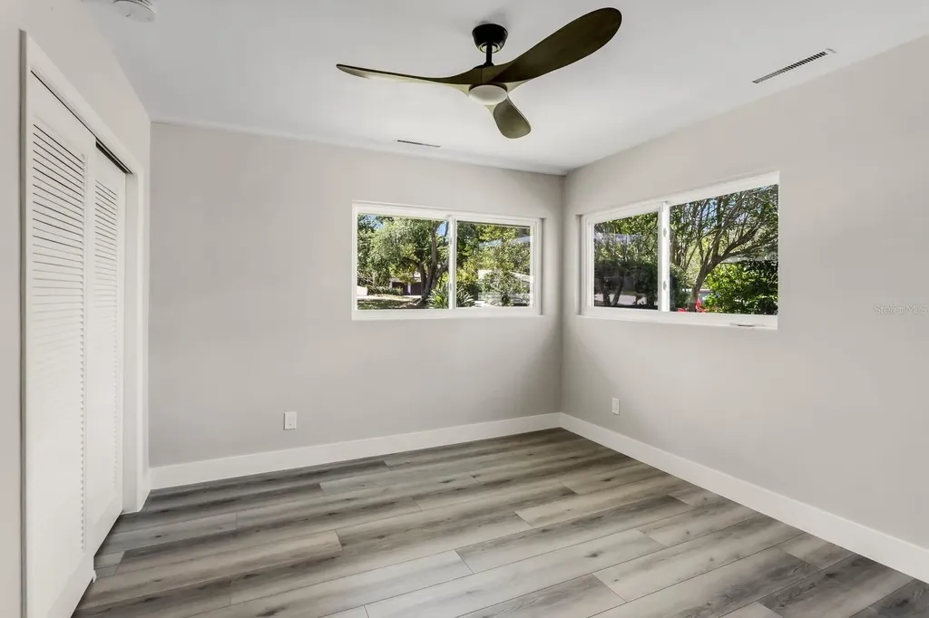 1720 Brentwood Drive Clearwater FL 33756