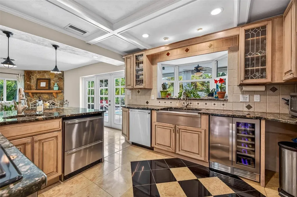 342 2nd Avenue N Tierra Verde FL 33715