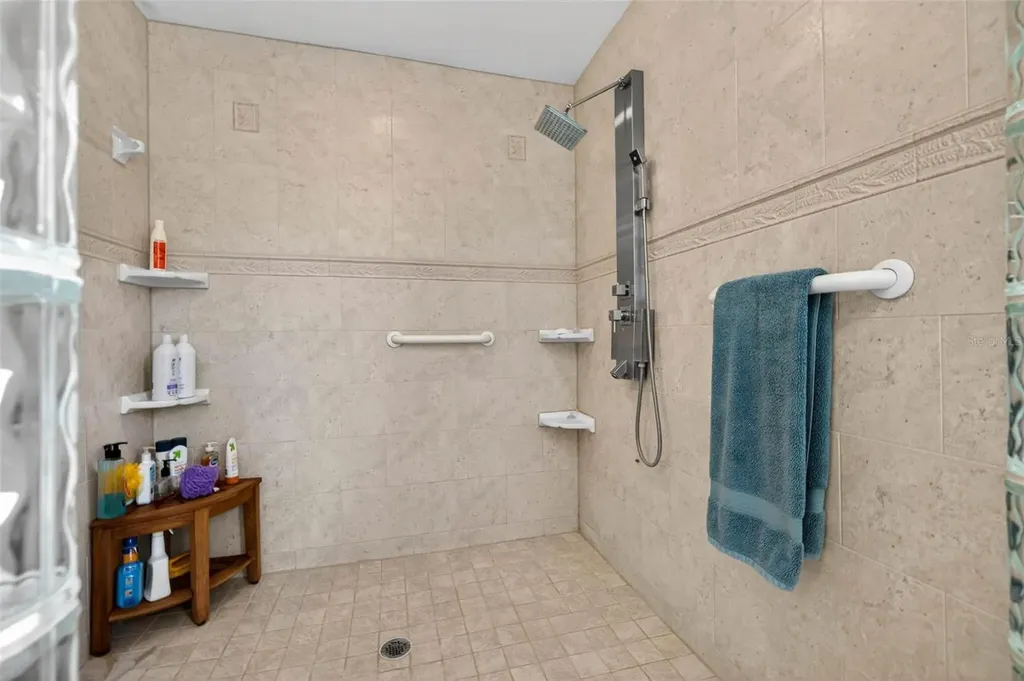 342 2nd Avenue N Tierra Verde FL 33715