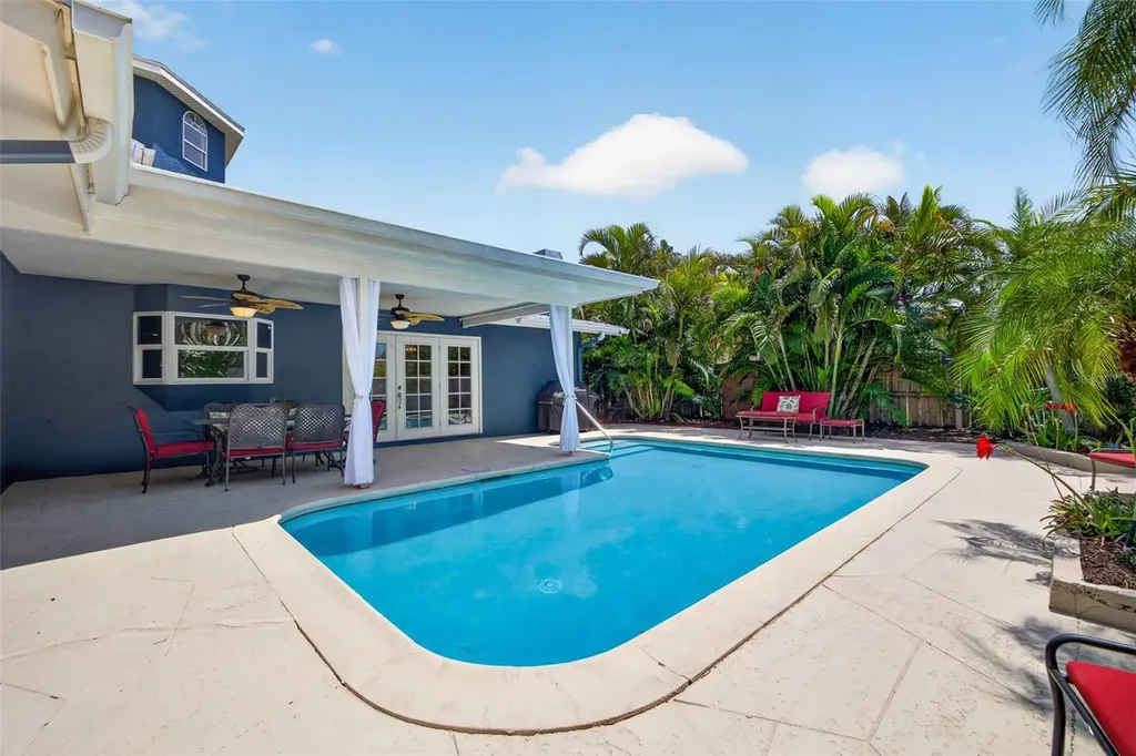 342 2nd Avenue N Tierra Verde FL 33715