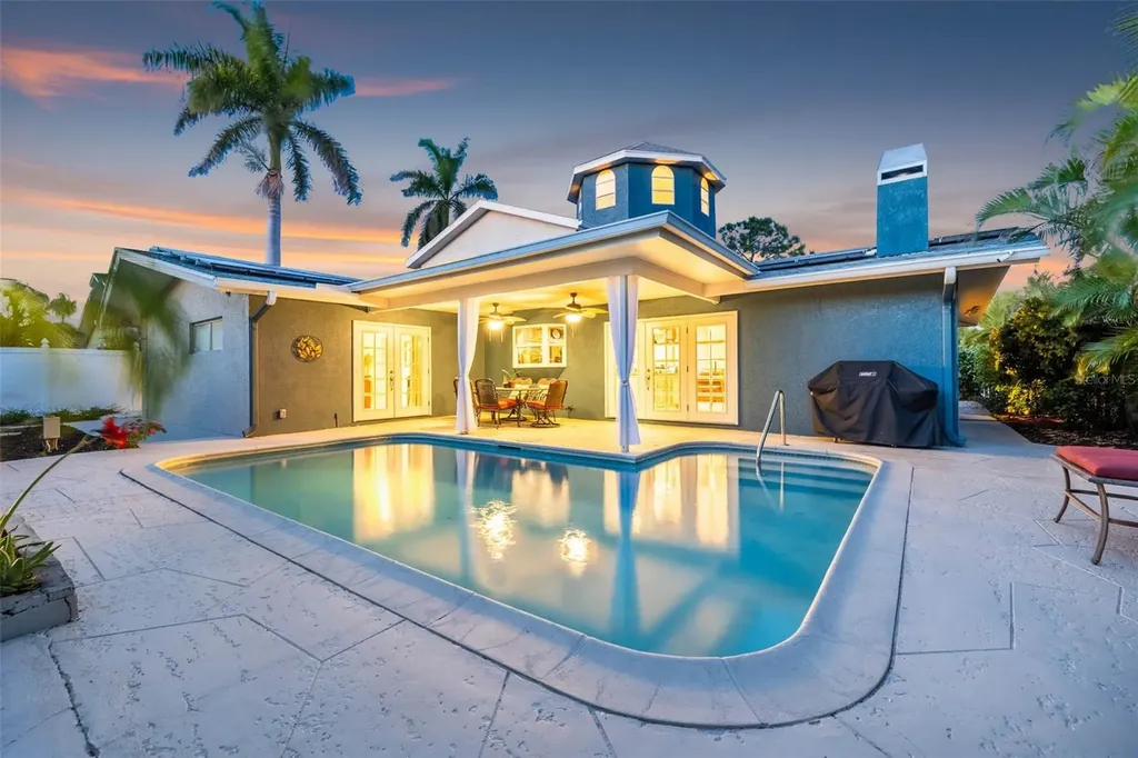 342 2nd Avenue N Tierra Verde FL 33715