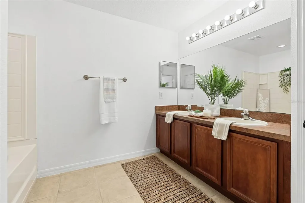 15647 Galbi Drive Orlando FL 32828