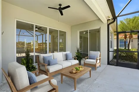 11018 Pine Lilly Place Lakewood Ranch FL 34202