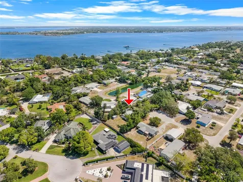 406 49th Street Bradenton FL 34209
