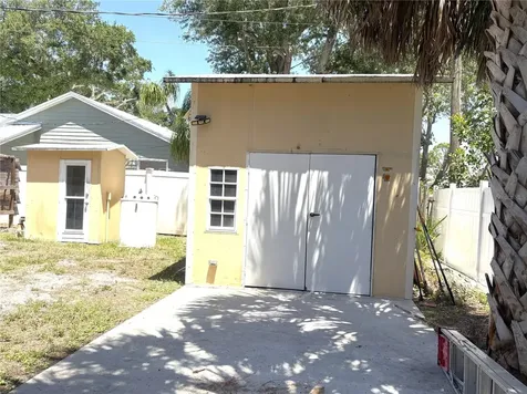 495 Burke Road Venice FL 34293