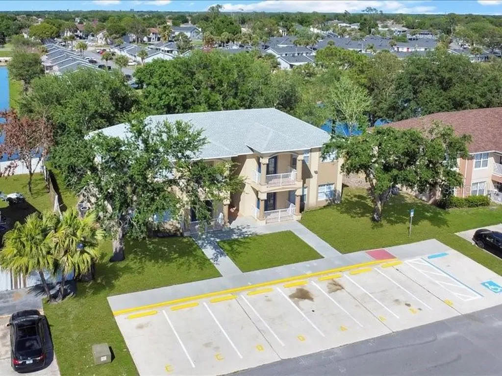 206 Majors Lane Kissimmee FL 34743