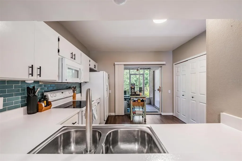 11332 Cayman Key Avenue Tampa FL 33624